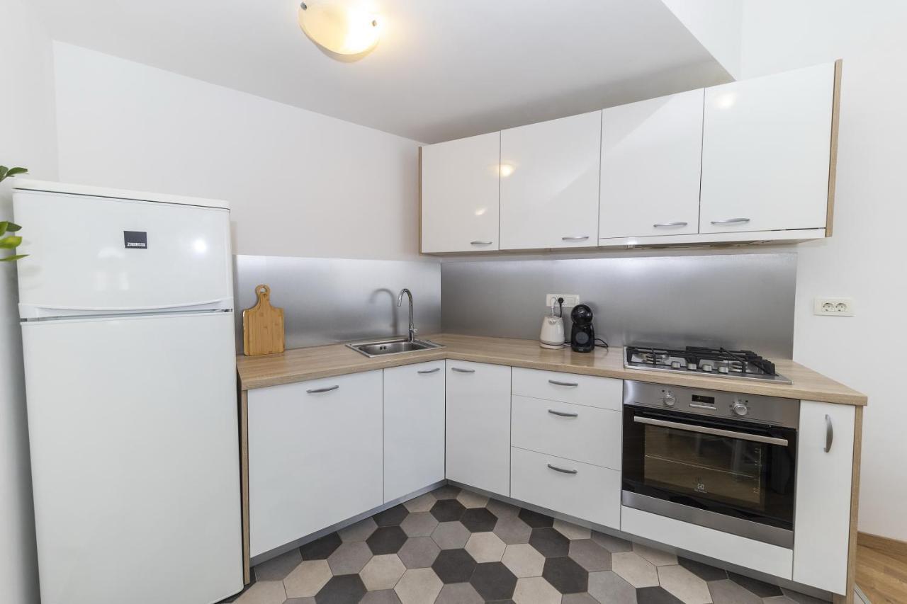 Apartments 23 And 25 With Free Private Parking Zadar Buitenkant foto