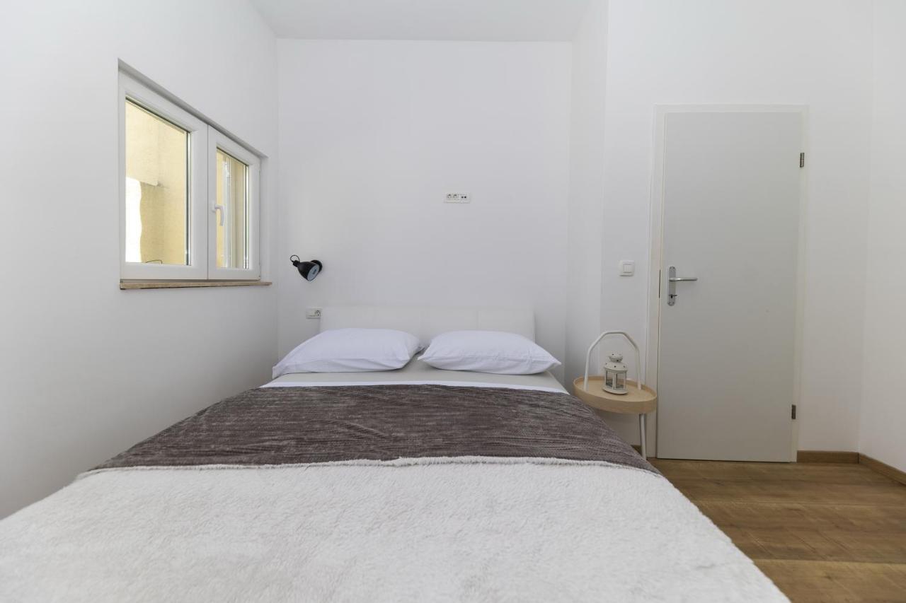 Apartments 23 And 25 With Free Private Parking Zadar Buitenkant foto