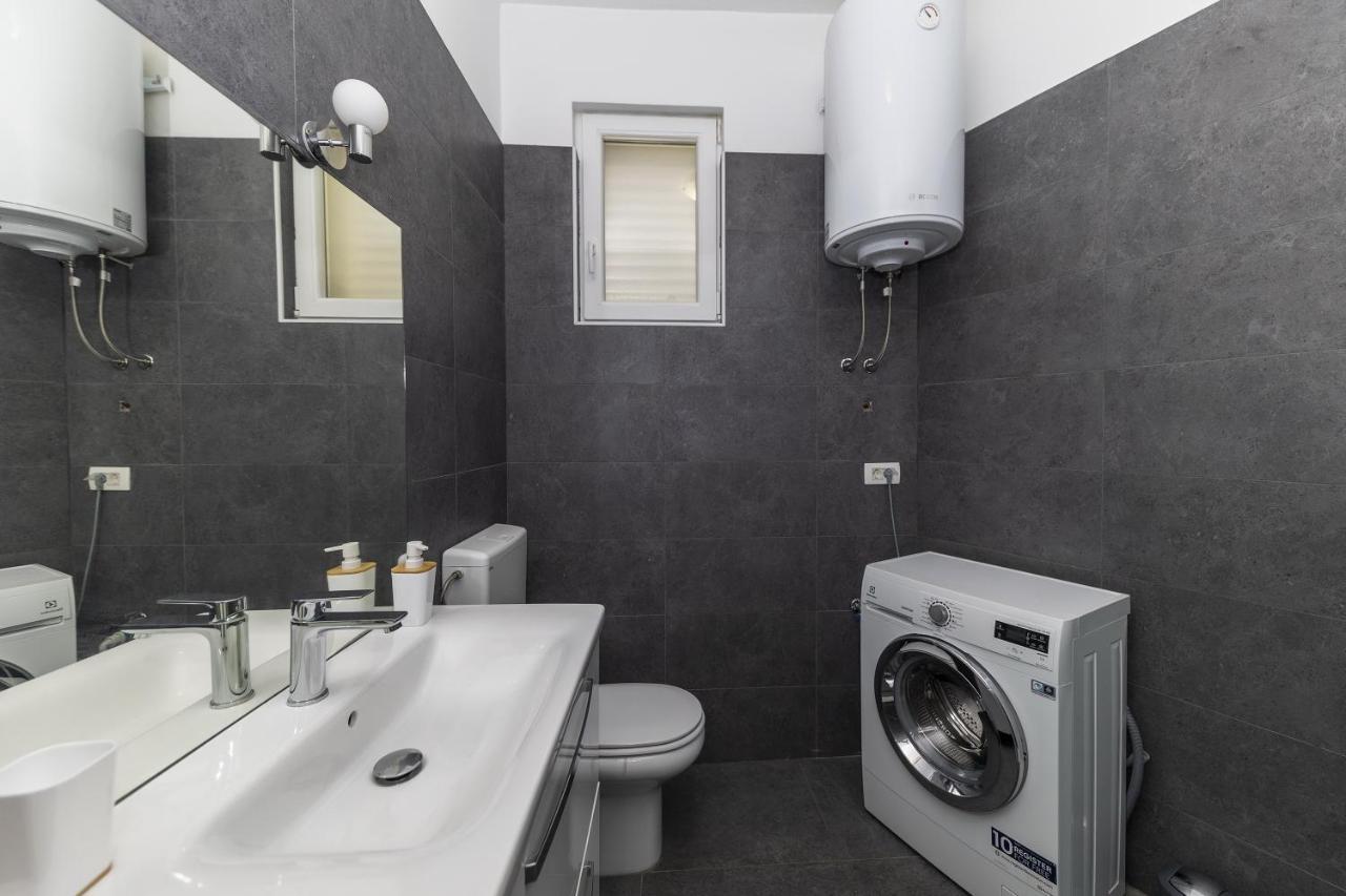 Apartments 23 And 25 With Free Private Parking Zadar Buitenkant foto