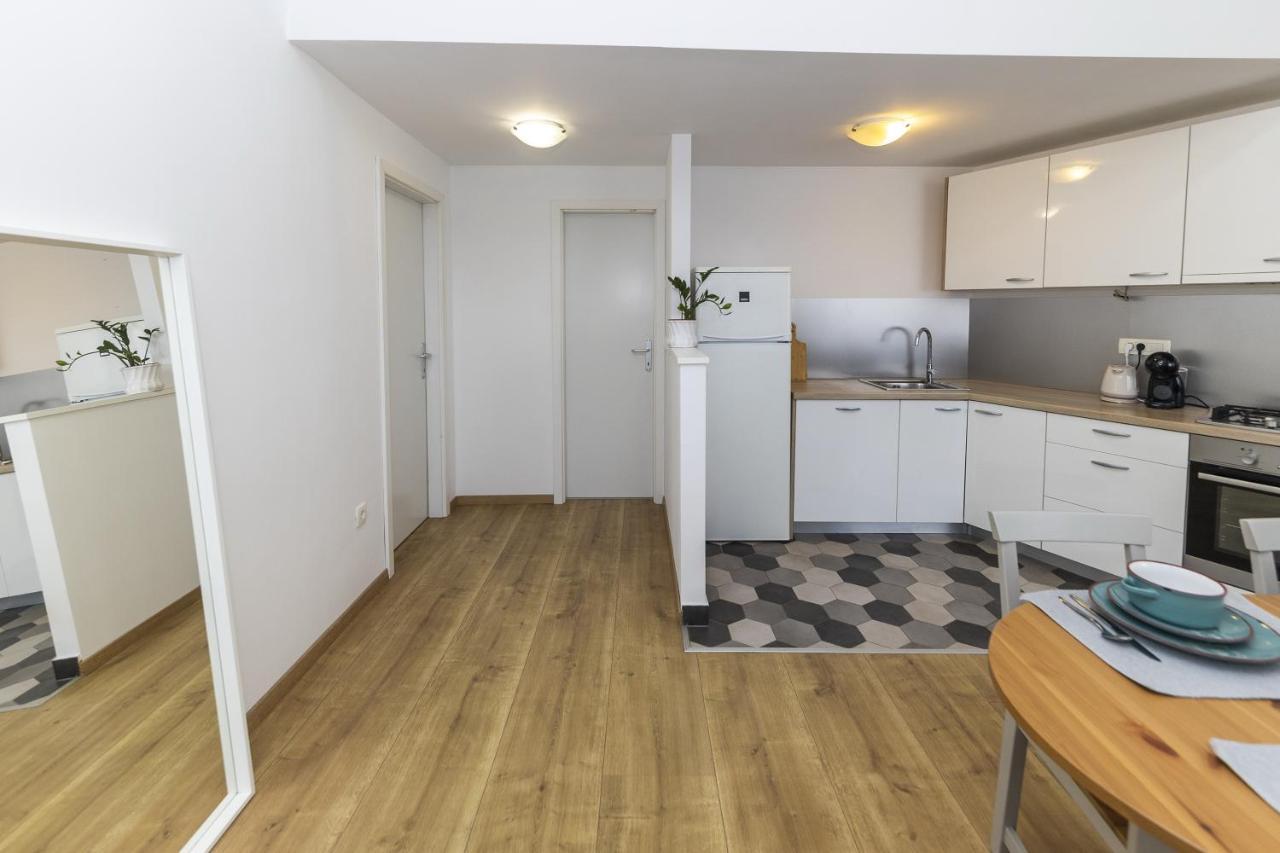 Apartments 23 And 25 With Free Private Parking Zadar Buitenkant foto